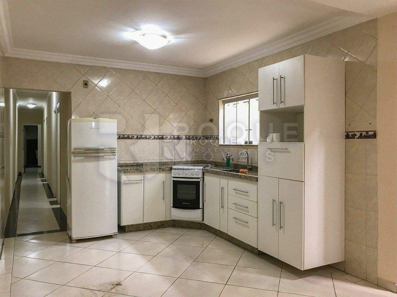 Casa Residencial à venda no bairro Chácaras Antonieta: 