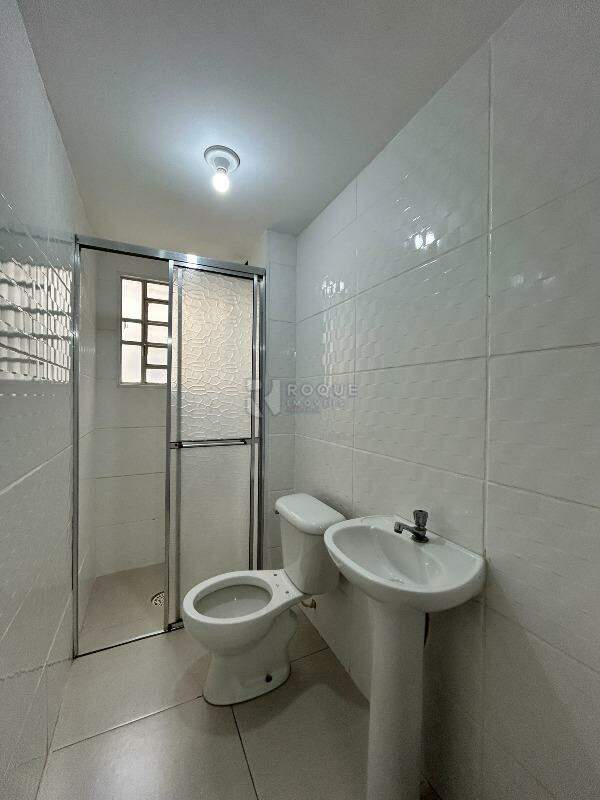 Apartamento para aluguel no bairro Itaipu: WC social