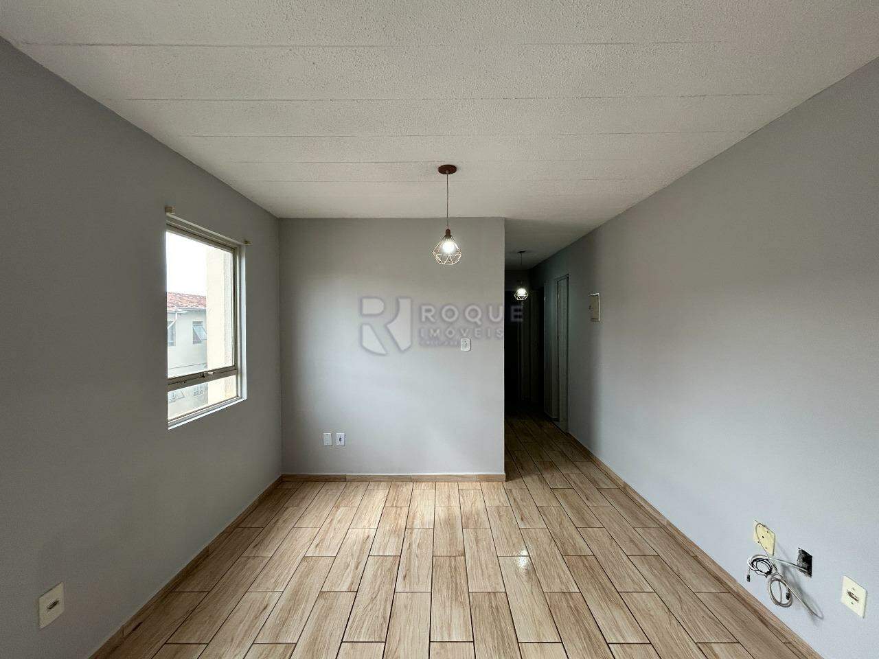 Apartamento para aluguel no bairro Itaipu: Sala