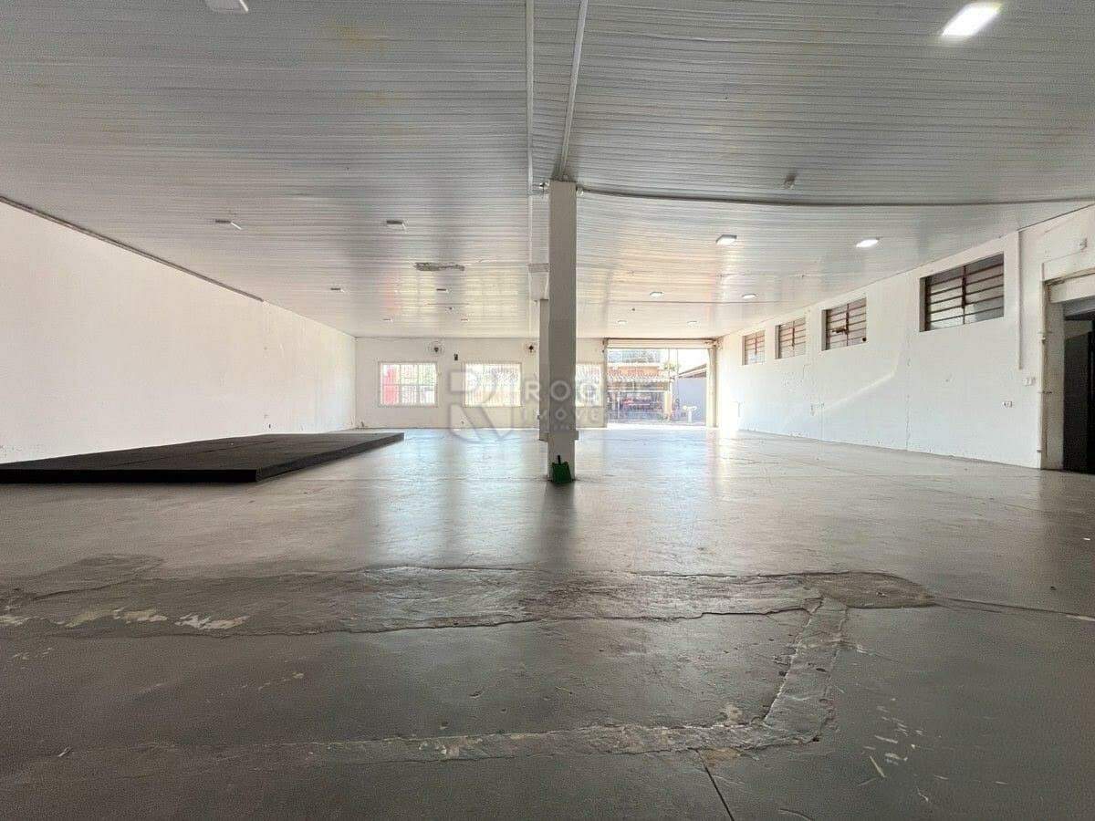 Barracão/Galpão para aluguel no bairro Jardim São Francisco: Salão