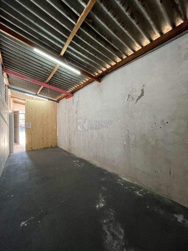 Barracão/Galpão para aluguel no bairro Jardim São Francisco: Fundos