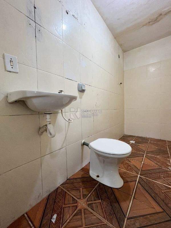 Barracão/Galpão para aluguel no bairro Jardim São Francisco: Wc social 02