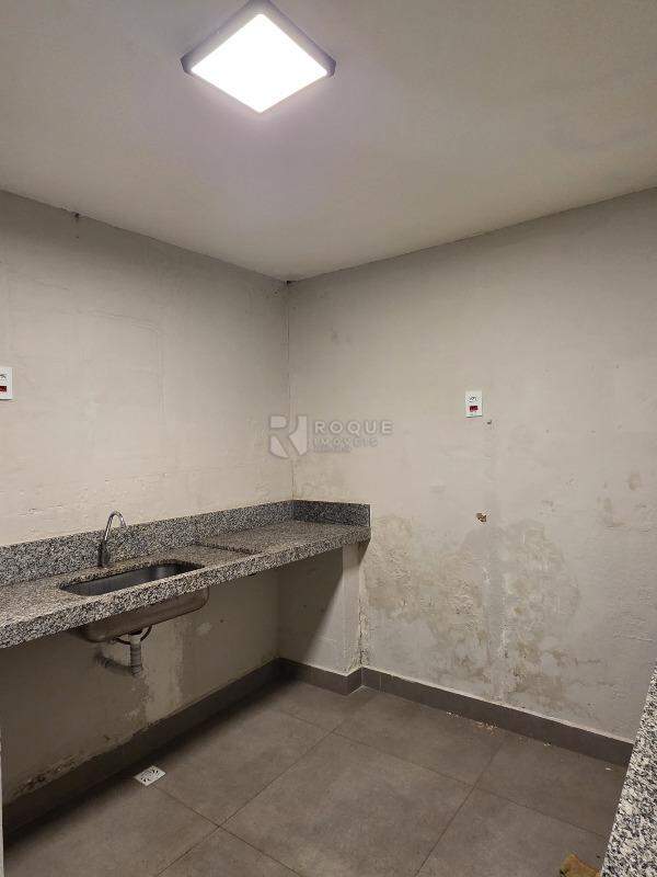 Barracão/Galpão para aluguel no bairro Vila São João: Copa Fundos