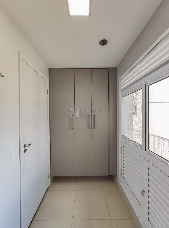 Apartamento para aluguel no bairro Vila Cristovam: Área de serviço