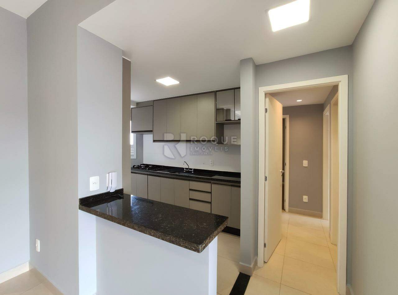 Apartamento para aluguel no bairro Vila Cristovam: Cozinha
