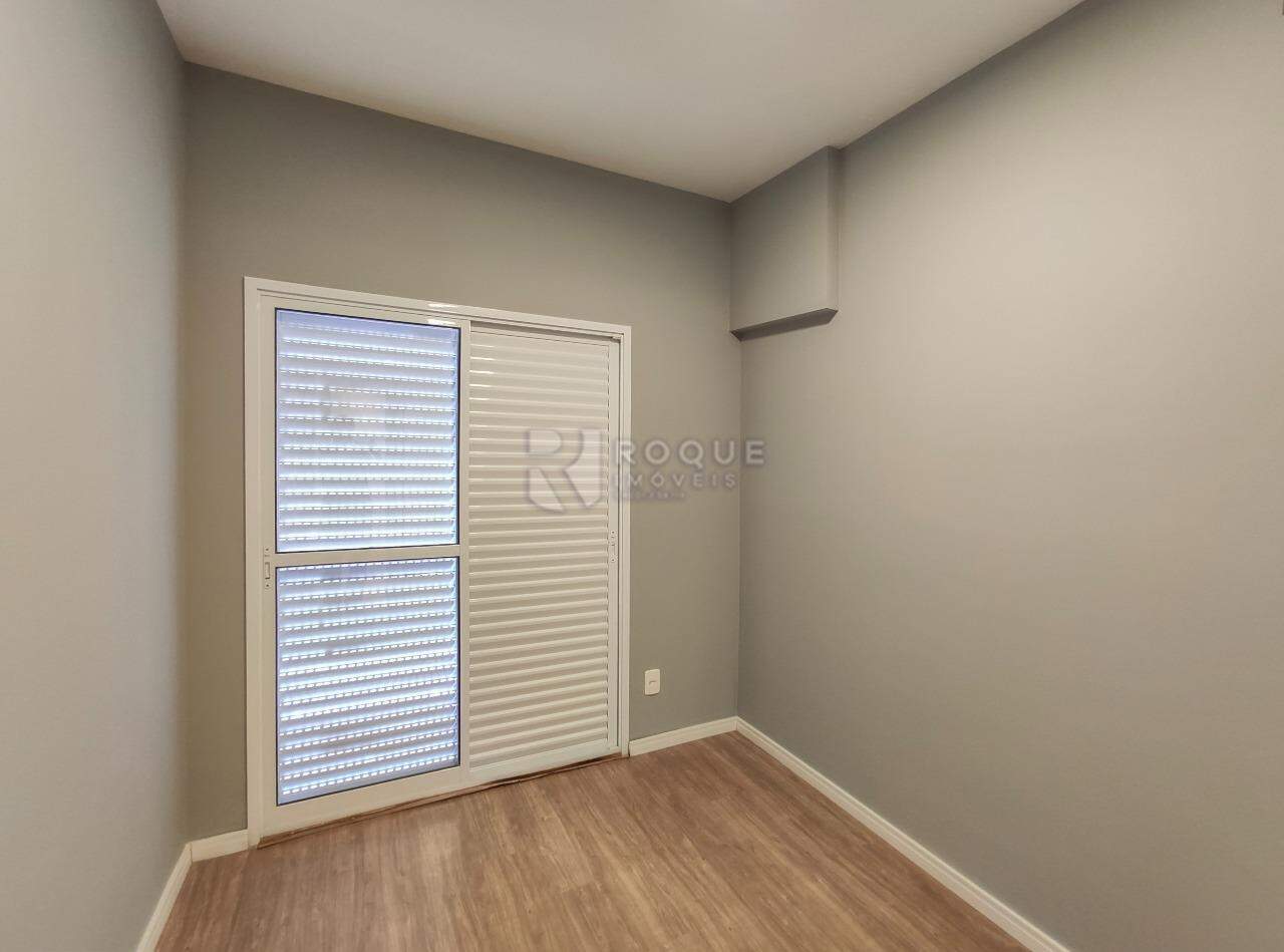 Apartamento para aluguel no bairro Vila Cristovam: Dormitório 1
