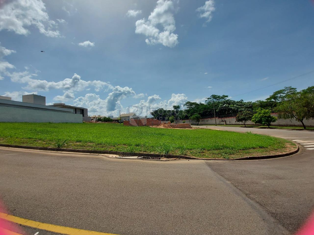 Terreno em condomínio à venda no bairro Portal de São Clemente: 