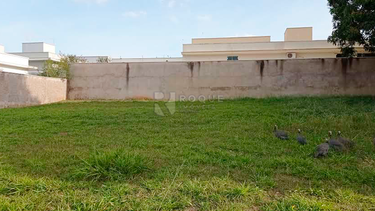 Terreno em condomínio à venda no bairro Portal de São Clemente: 