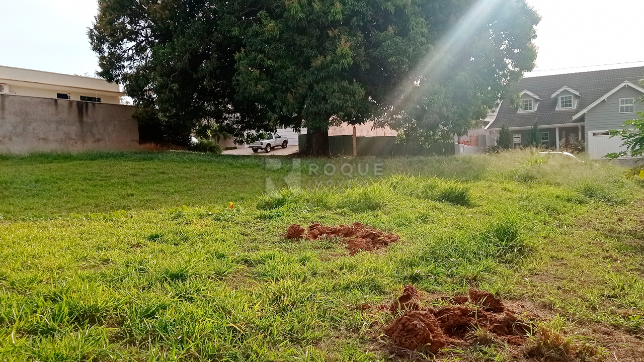 Terreno em condomínio à venda no bairro Portal de São Clemente: 
