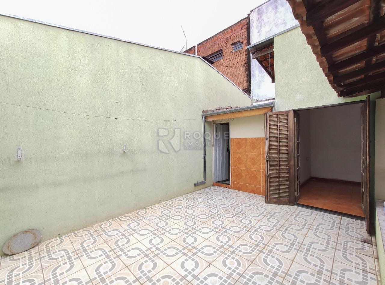 Casa Residencial para aluguel no bairro Jardim das Palmeiras: Área exeterna 