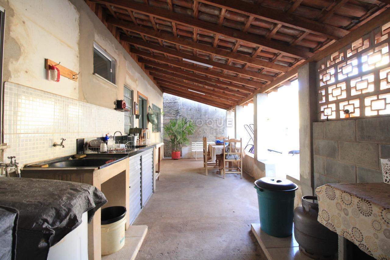 Casa Residencial à venda no bairro Parque Nossa Senhora das Dores: