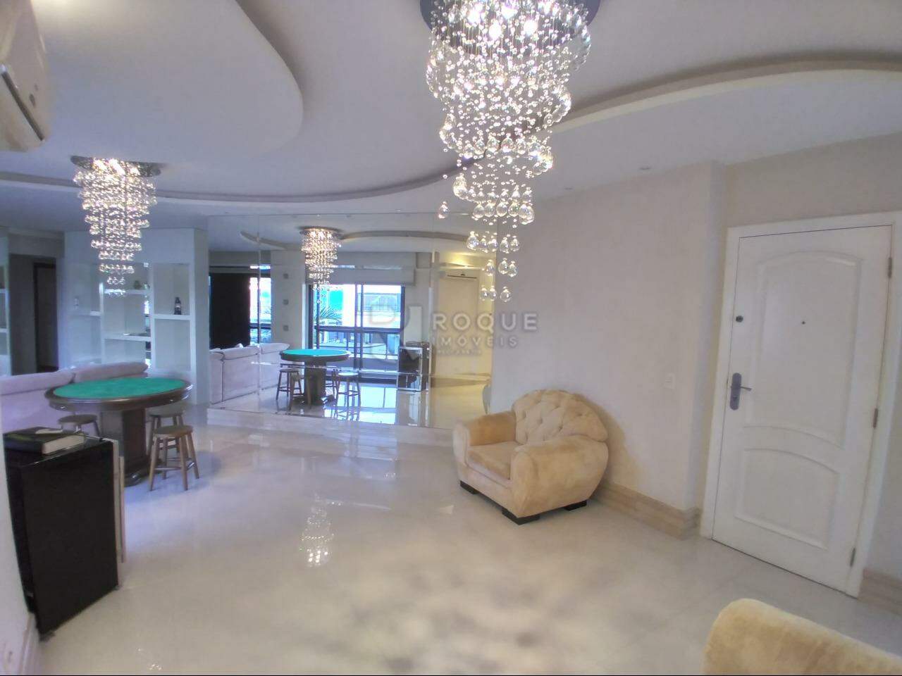 Apartamento à venda no bairro Centro: 