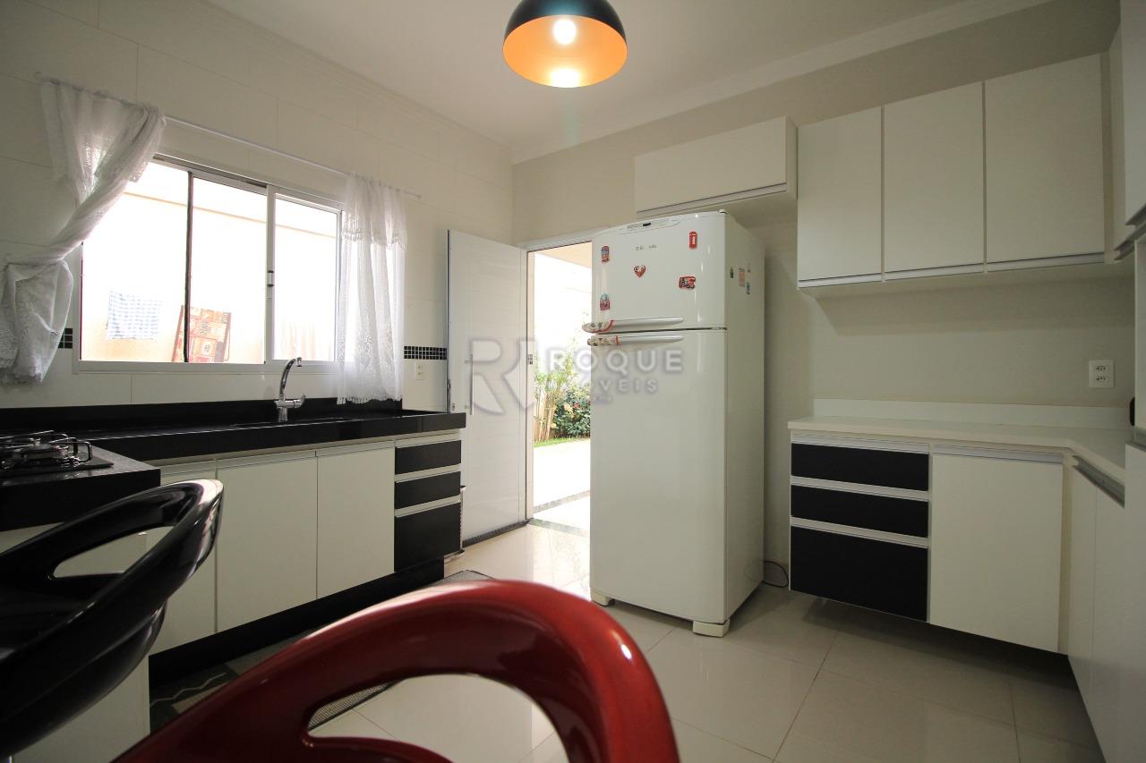 Casa Residencial à venda no bairro Jardim dos Jequitibás: 