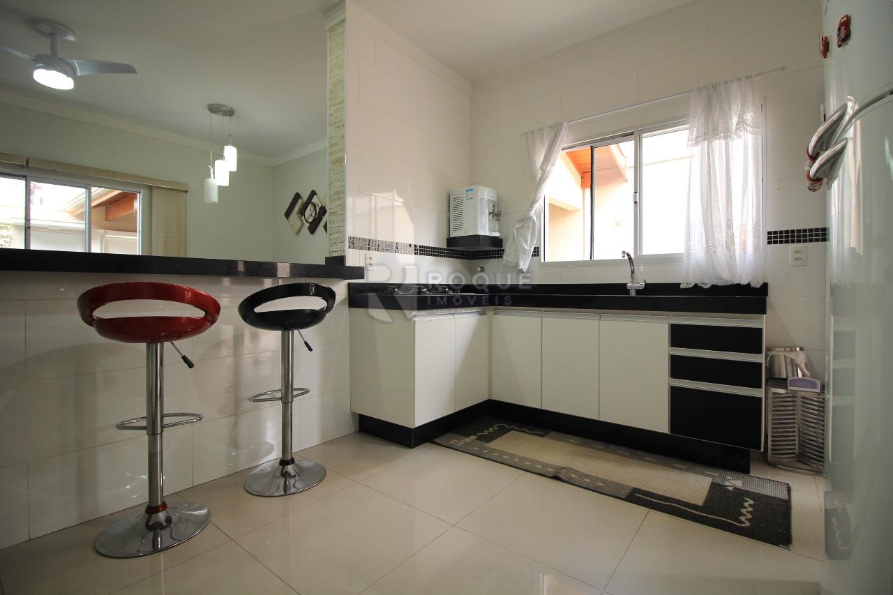 Casa Residencial à venda no bairro Jardim dos Jequitibás: 