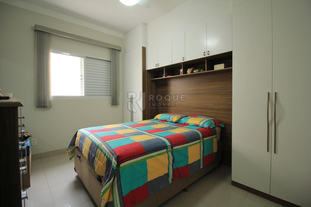 Casa Residencial à venda no bairro Jardim dos Jequitibás: 