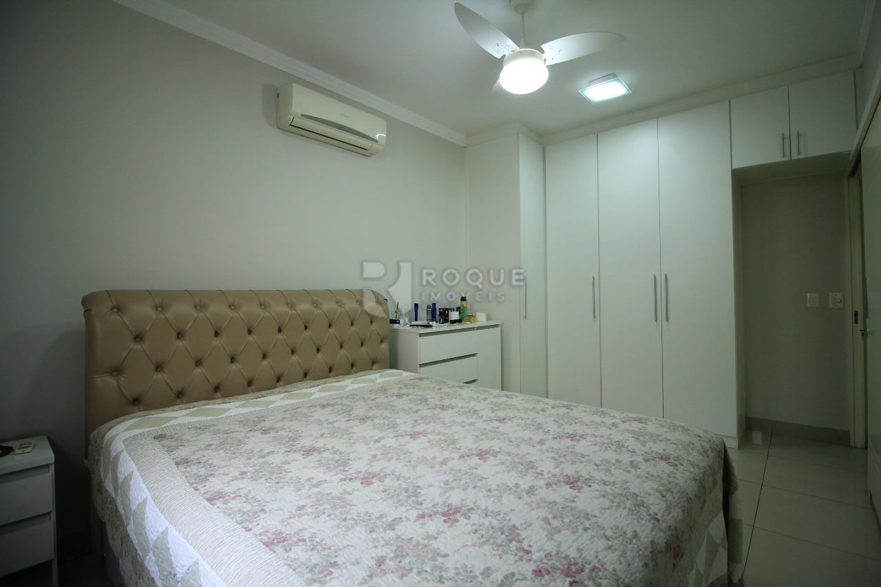 Casa Residencial à venda no bairro Jardim dos Jequitibás: 