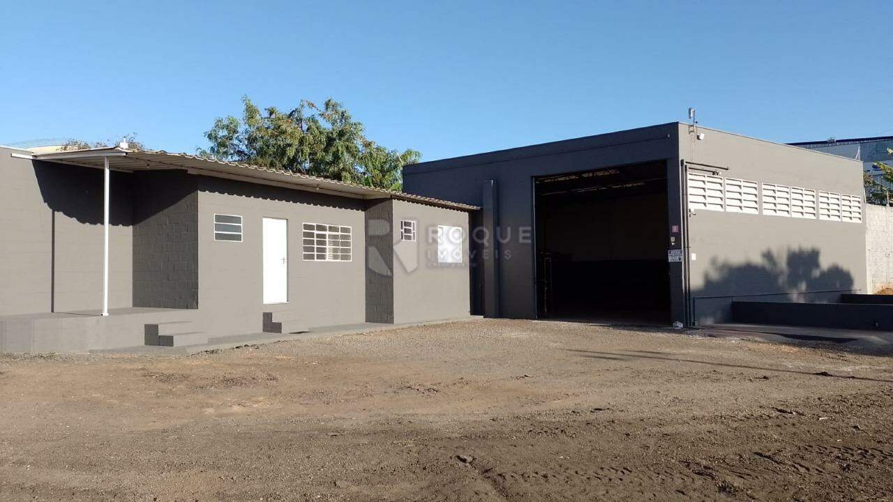 Barracão/Galpão para aluguel no bairro Pereiras: 