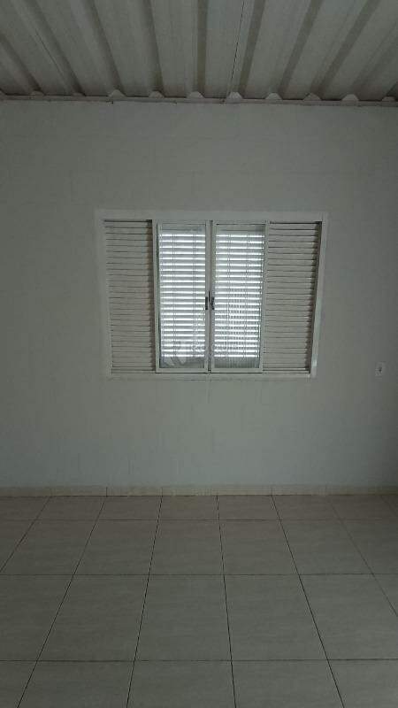 Barracão/Galpão para aluguel no bairro Pereiras: 