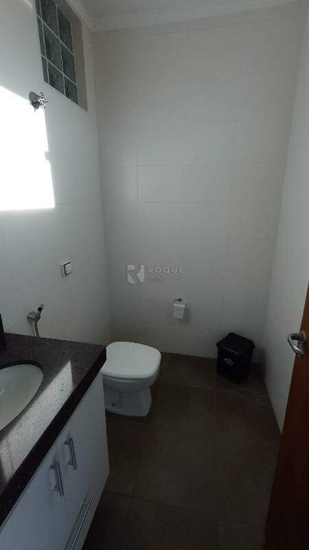 Barracão/Galpão para aluguel no bairro Pereiras: 