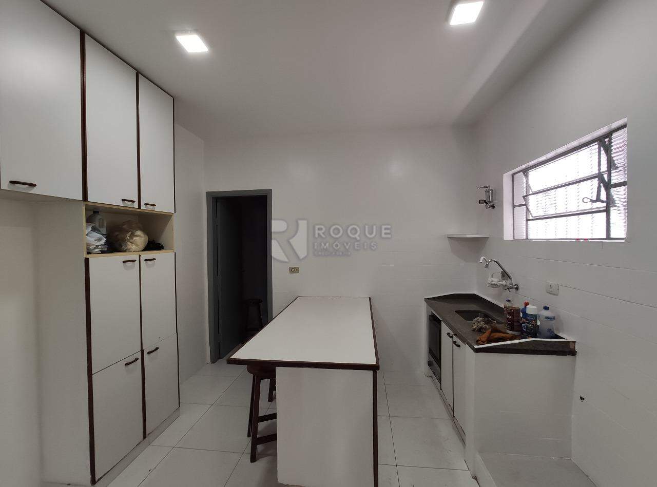 Casa Residencial para aluguel no bairro Chácaras Antonieta: Cozinha 