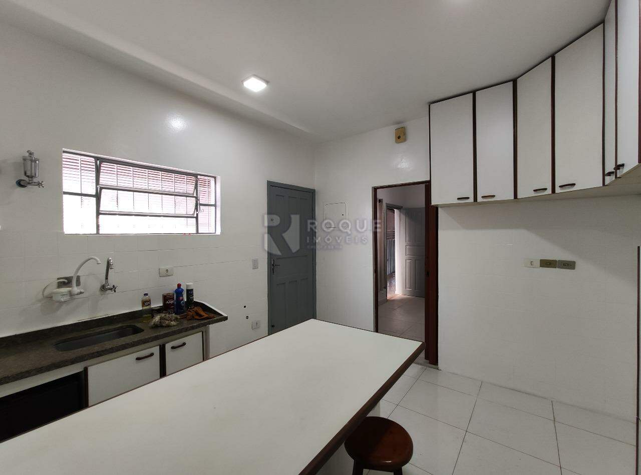 Casa Residencial para aluguel no bairro Chácaras Antonieta: Cozinha 