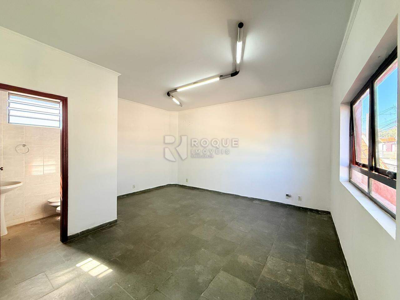 Barracão/Galpão para aluguel no bairro Jardim Adélia Cavicchia Grotta: Sala 03