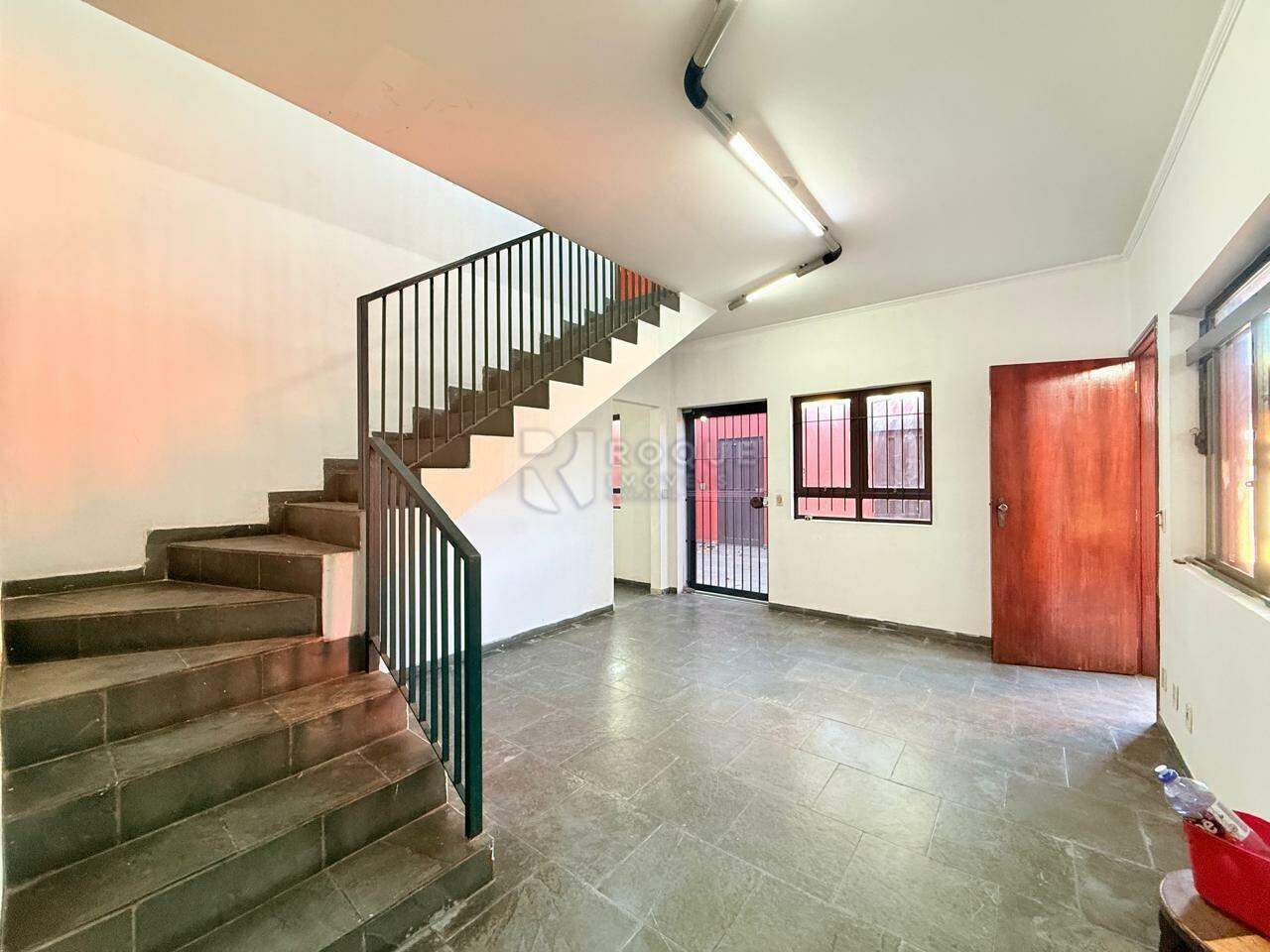 Barracão/Galpão para aluguel no bairro Jardim Adélia Cavicchia Grotta: Sala 01