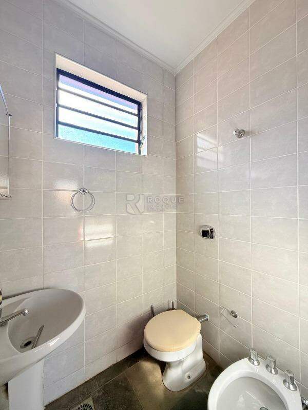 Barracão/Galpão para aluguel no bairro Jardim Adélia Cavicchia Grotta: Wc 04