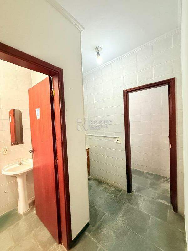 Barracão/Galpão para aluguel no bairro Jardim Adélia Cavicchia Grotta: Hall
