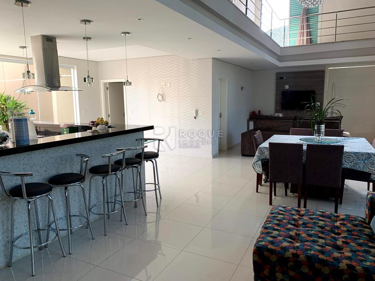 Casa em condomínio à venda no bairro Residencial Jardim dos Ipês: 