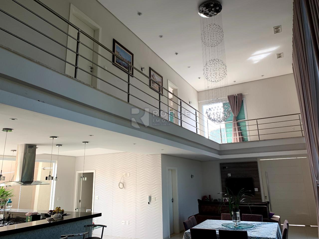 Casa em condomínio à venda no bairro Residencial Jardim dos Ipês: 