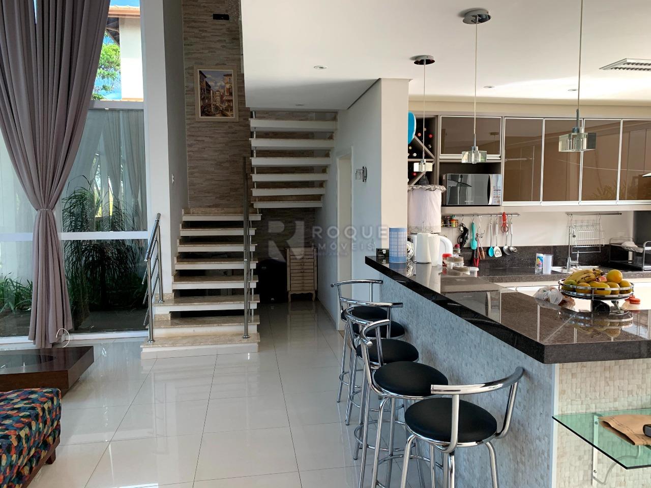 Casa em condomínio à venda no bairro Residencial Jardim dos Ipês: 