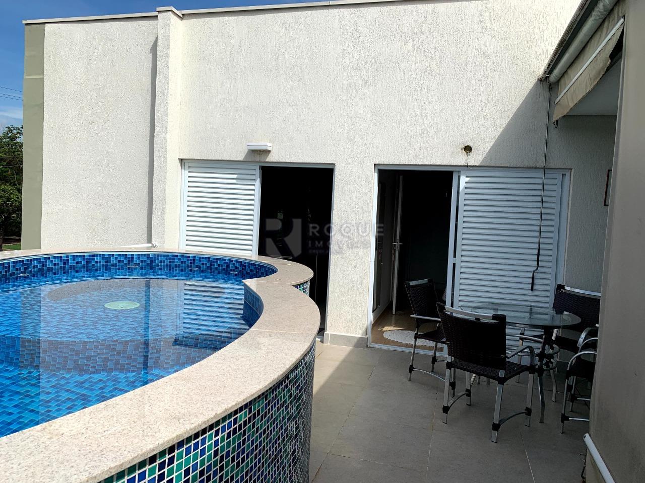 Casa em condomínio à venda no bairro Residencial Jardim dos Ipês: 