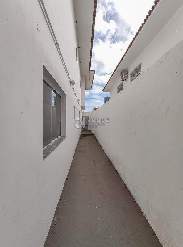 Casa Comercial à venda no bairro Centro: 