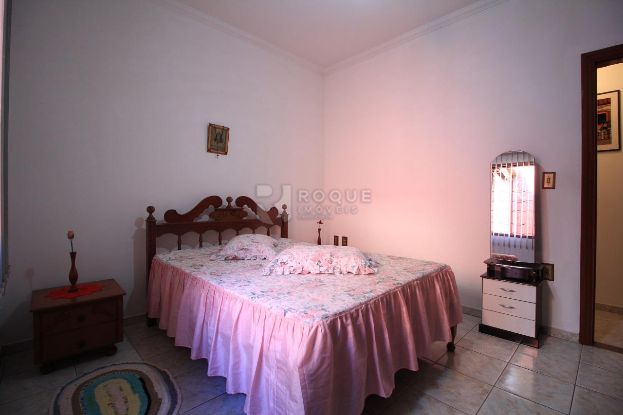 Casa Residencial à venda no bairro Jardim Bandeirantes: 