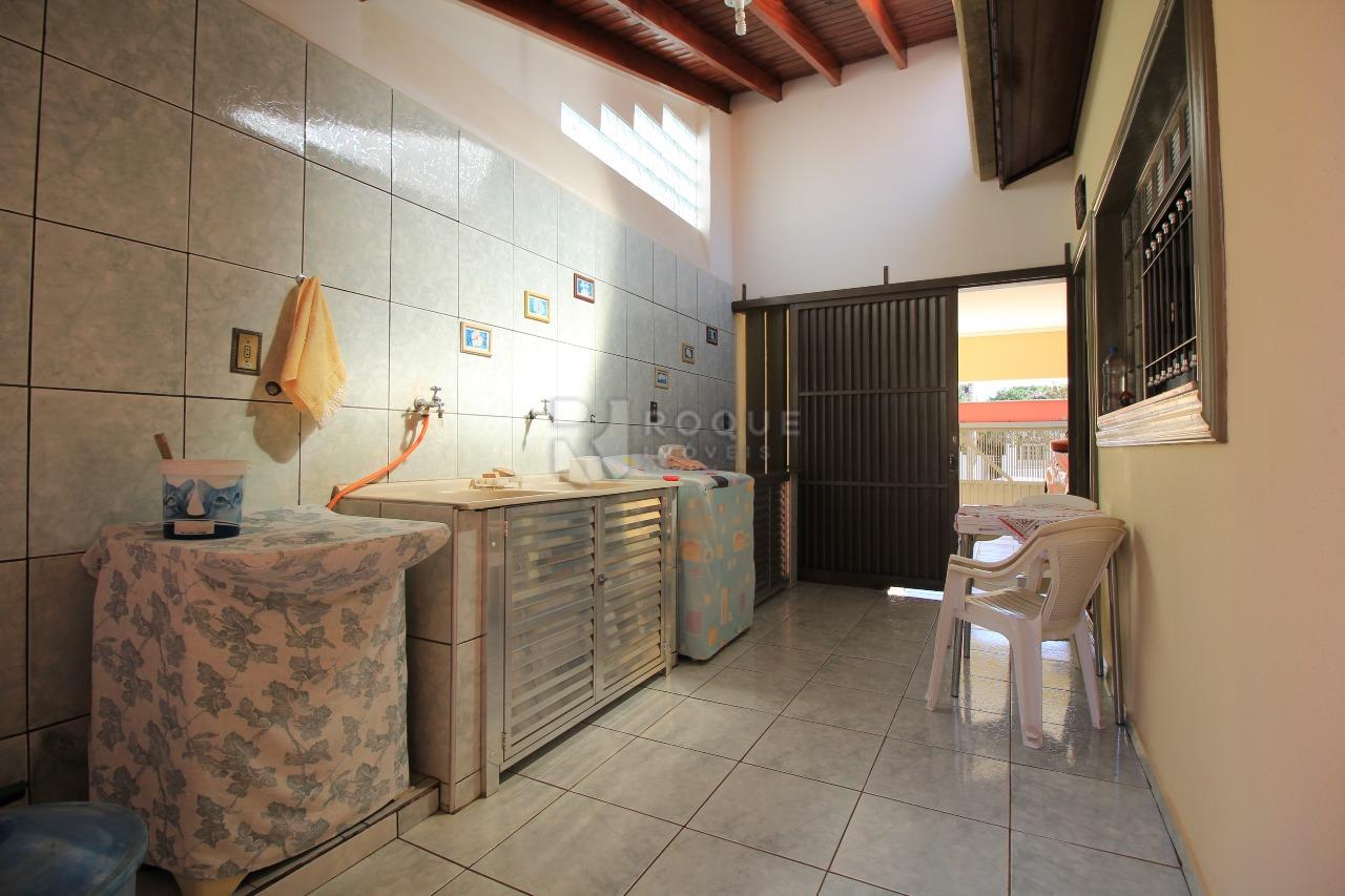 Casa Residencial à venda no bairro Jardim Bandeirantes: 