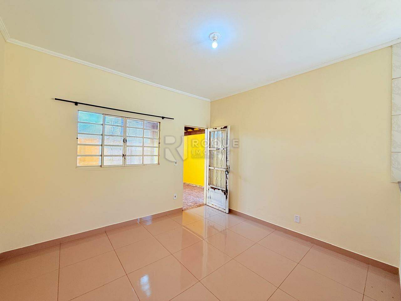 Casa Residencial para aluguel no bairro Residencial Recanto Verde: Sala