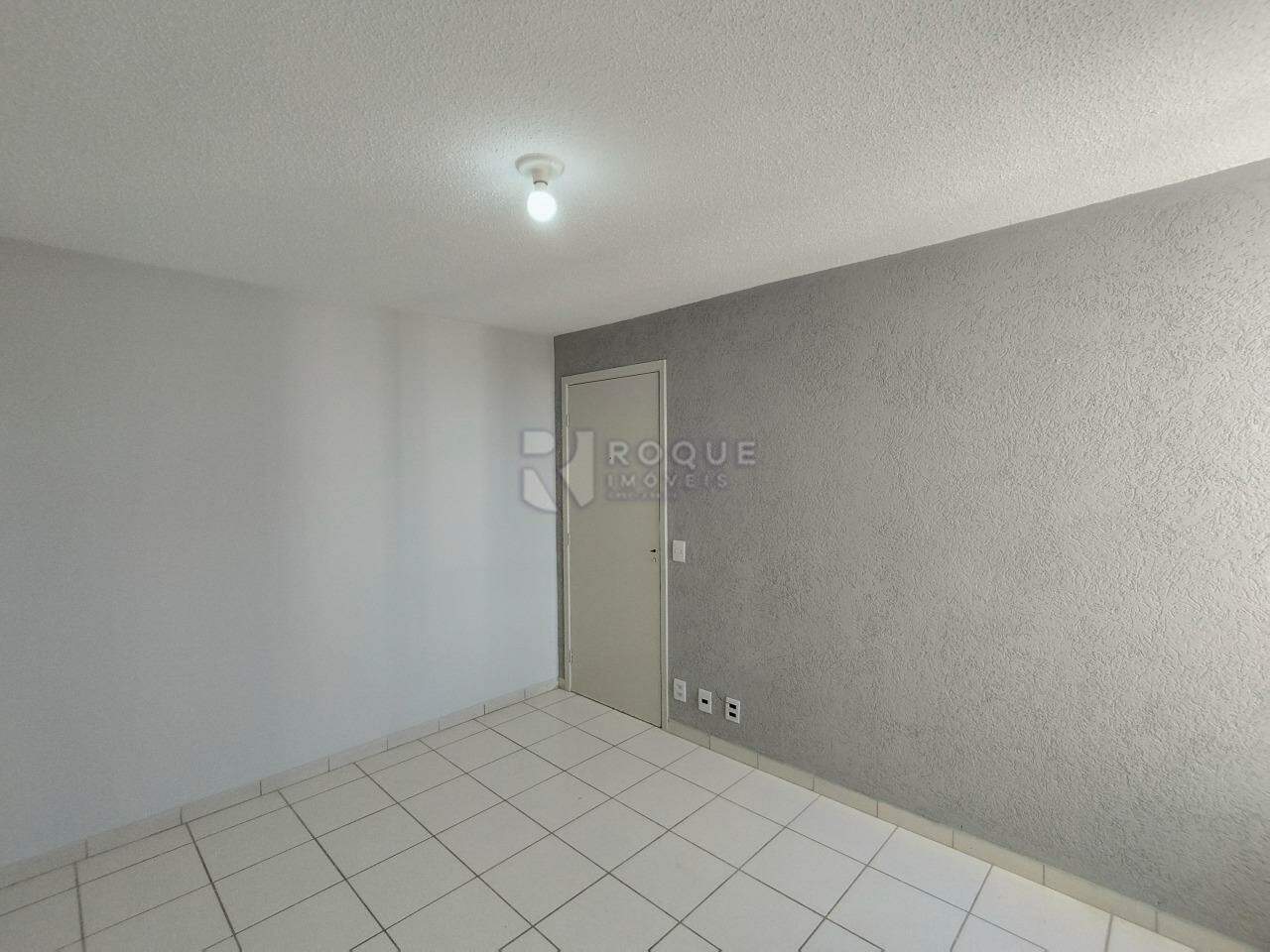 Apartamento para aluguel no bairro Residencial Rubi: Sala 