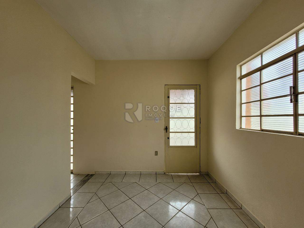 Casa Residencial para aluguel no bairro Gleba Beatriz: Sala
