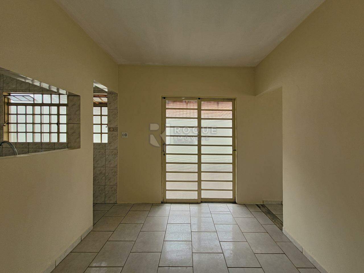 Casa Residencial para aluguel no bairro Gleba Beatriz: Copa