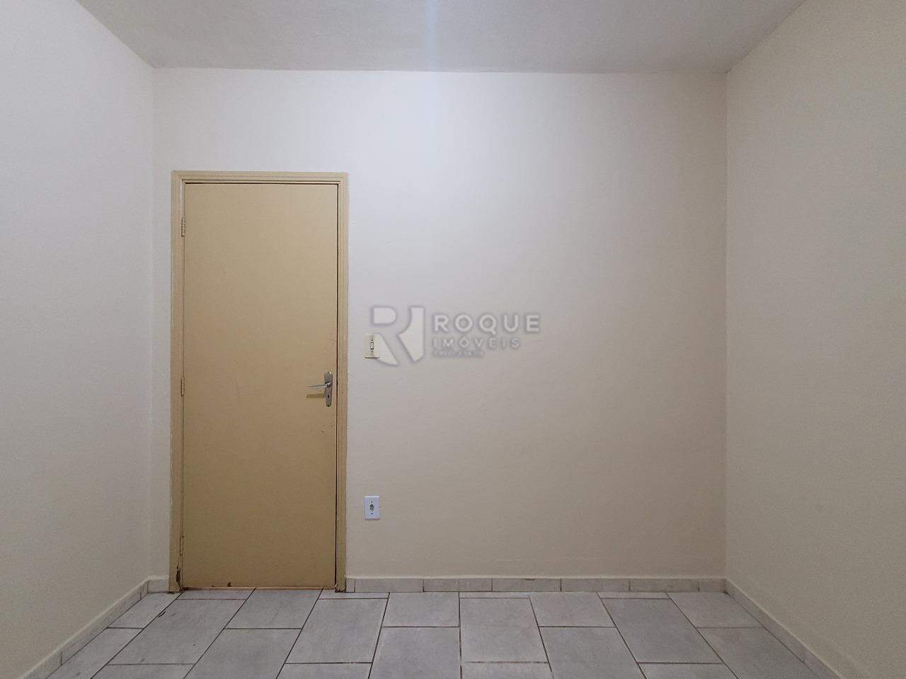 Casa Residencial para aluguel no bairro Gleba Beatriz: Dormitório 01