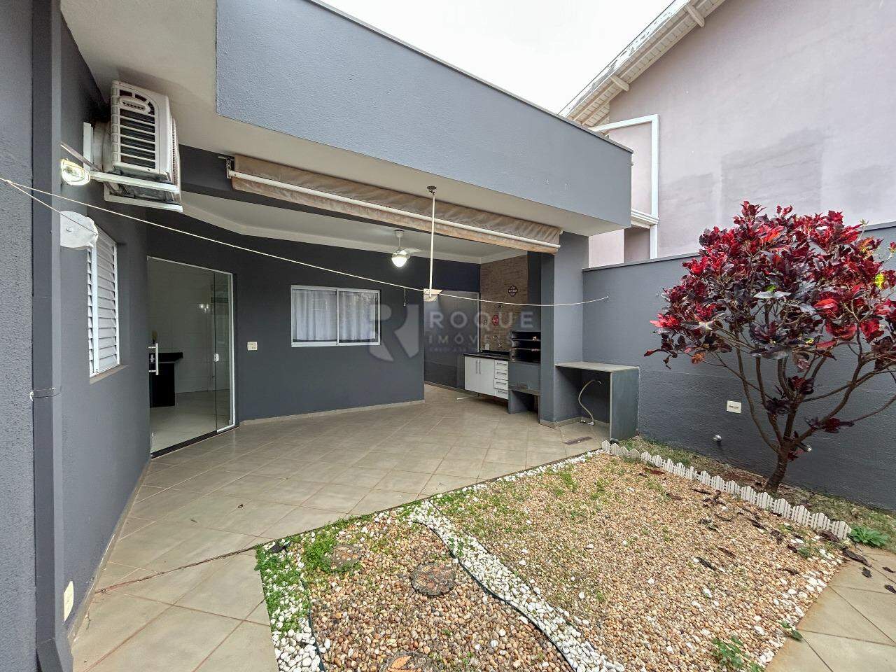 Casa em condomínio para aluguel no bairro Parque Residencial Roland: Área eterna