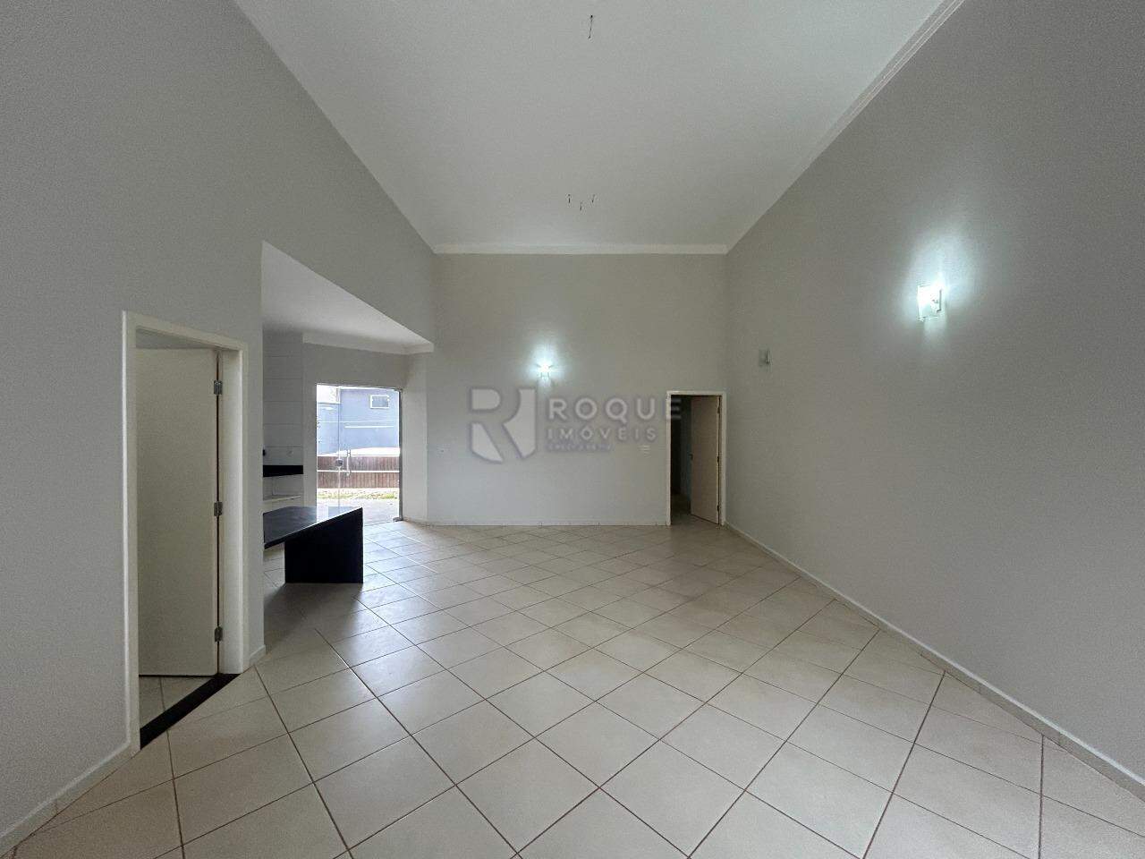 Casa em condomínio para aluguel no bairro Parque Residencial Roland: Sala
