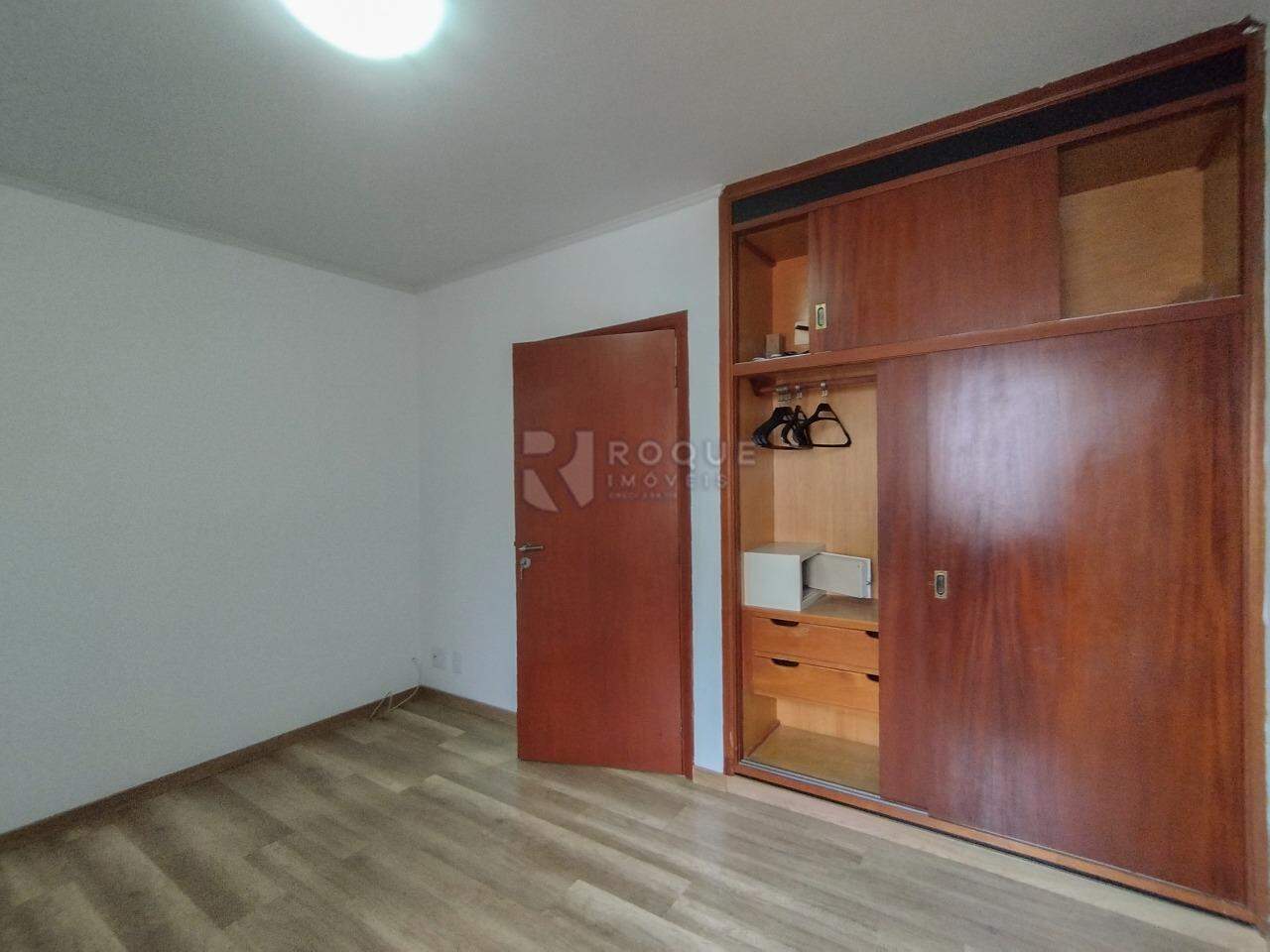 Apartamento para aluguel no bairro Centro: Dormitório 