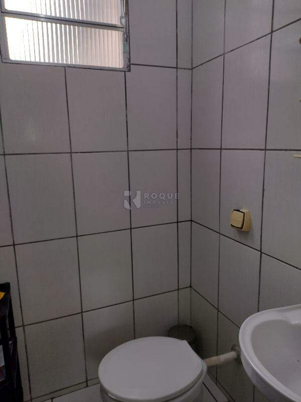 Casa Residencial à venda no bairro Vila Castelar: 