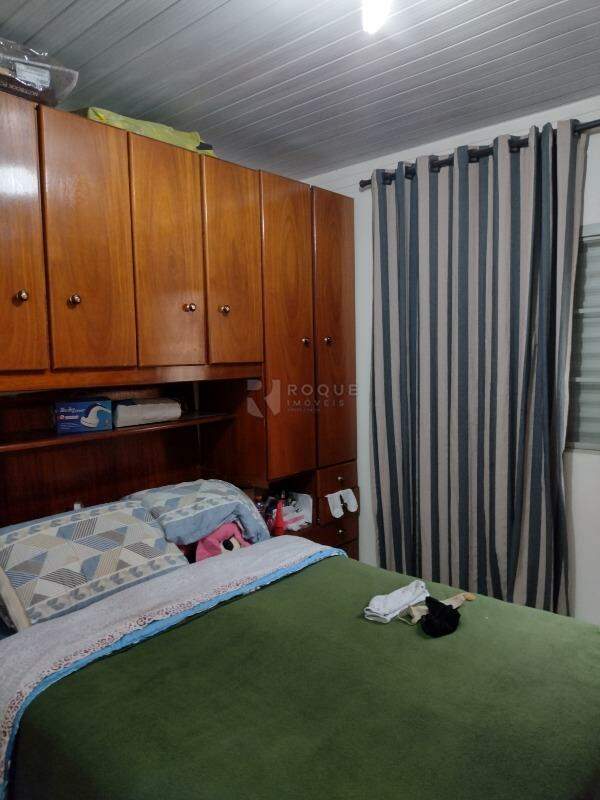 Casa Residencial à venda no bairro Vila Castelar: 