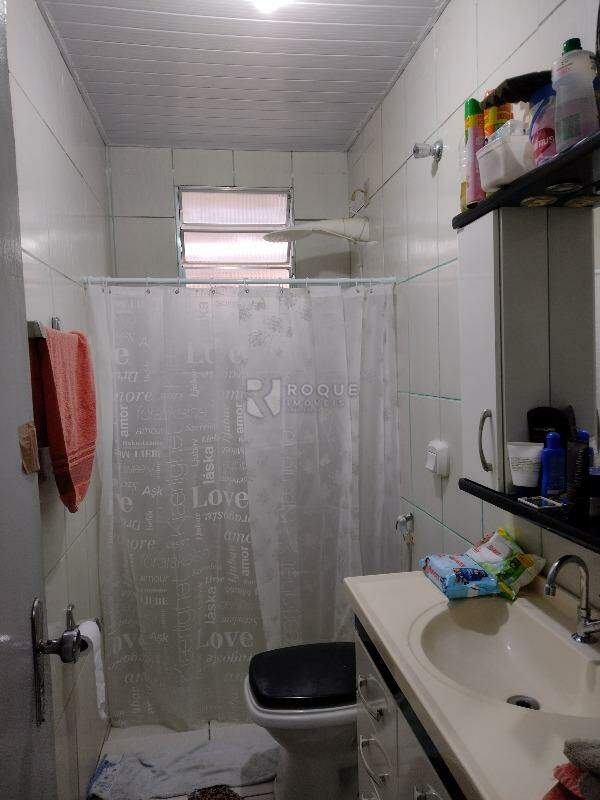 Casa Residencial à venda no bairro Vila Castelar: 