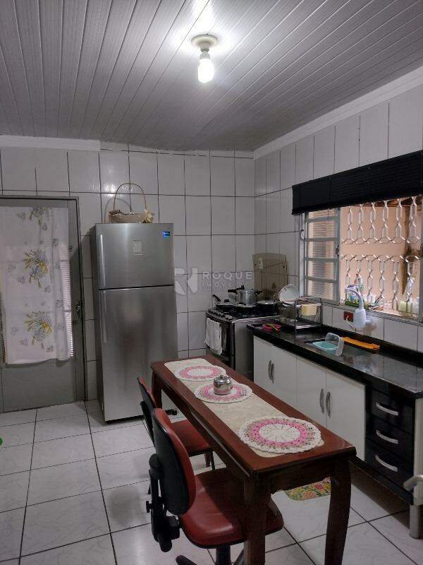 Casa Residencial à venda no bairro Vila Castelar: 