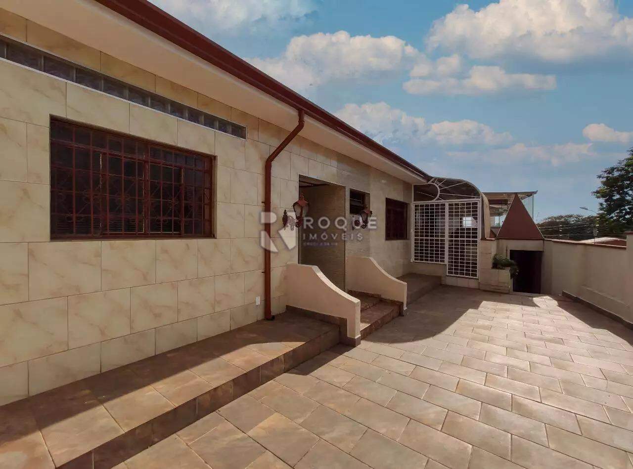 Casa Residencial à venda no bairro Jardim Mercedes: 