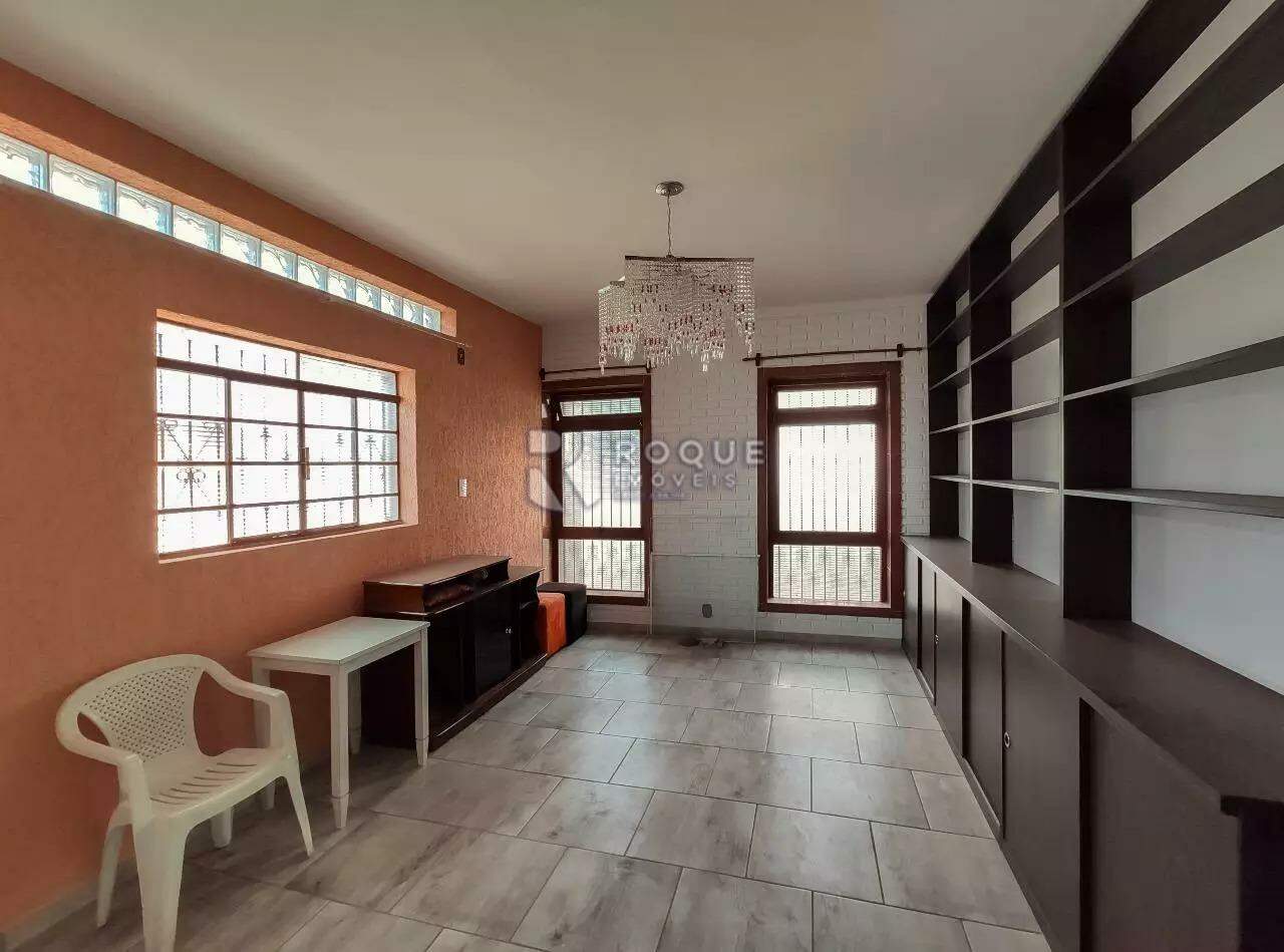 Casa Residencial à venda no bairro Jardim Mercedes: 
